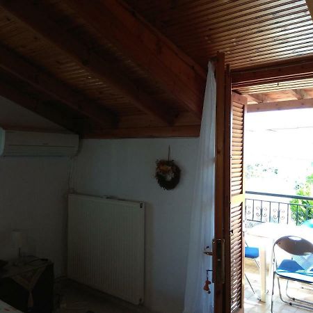 Family Seaside House In Mouries Villa Paralia Dionysiou Bagian luar foto